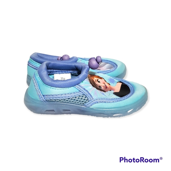 Disney Elsa and Anna Frozen II Disney Princesses Girls Water Shoes Like New - Picture 9 of 16